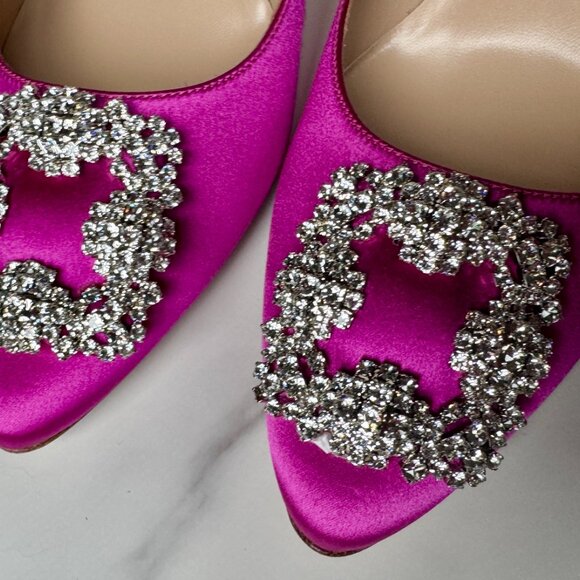 Manolo Blahnik Hangisi 90mm Crystal Satin Fuchsia Pumps Size 40.5/9.5 NWT - Picture 8 of 10